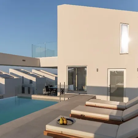Zen Luxury & Suites, By Thinkvilla Villa *