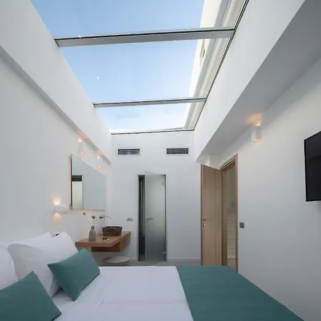 Zen Luxury & Suites, By Thinkvilla * Limenas Chersonisou
